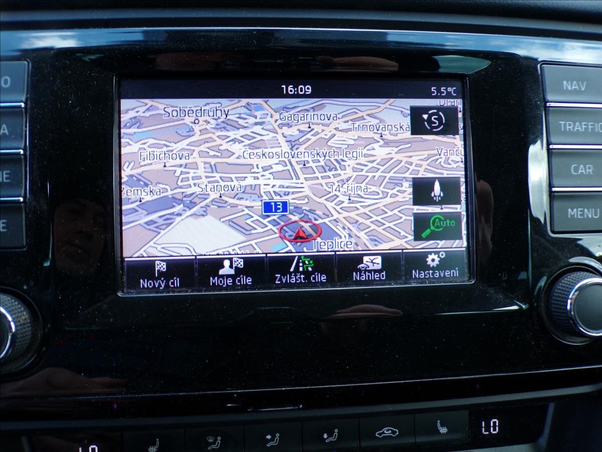 Škoda Octavia Kombi 2,0 l 110 kw