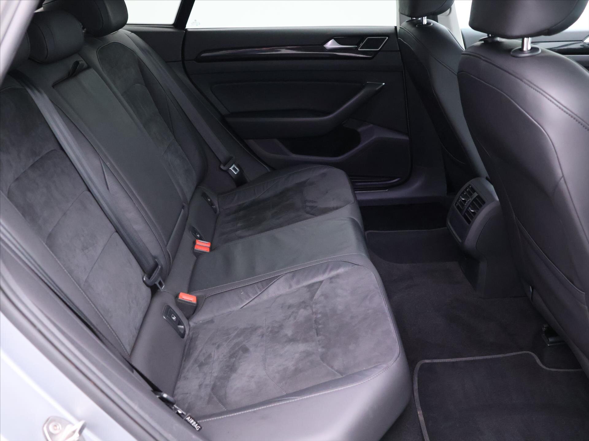 Volkswagen Arteon Liftback 2,0 l 140 kw