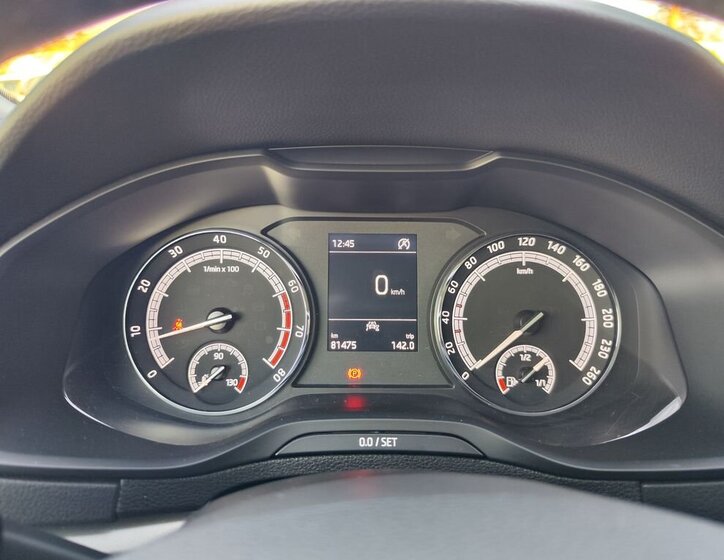 Škoda Karoq SUV 1,5 l 110 kw