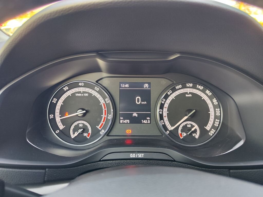 Škoda Karoq SUV 1,5 l 110 kw