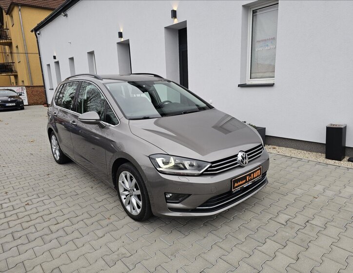 Volkswagen Golf Sportsvan 1