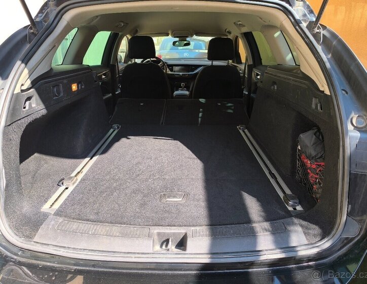 Opel Insignia Kombi 0,0 125 kw