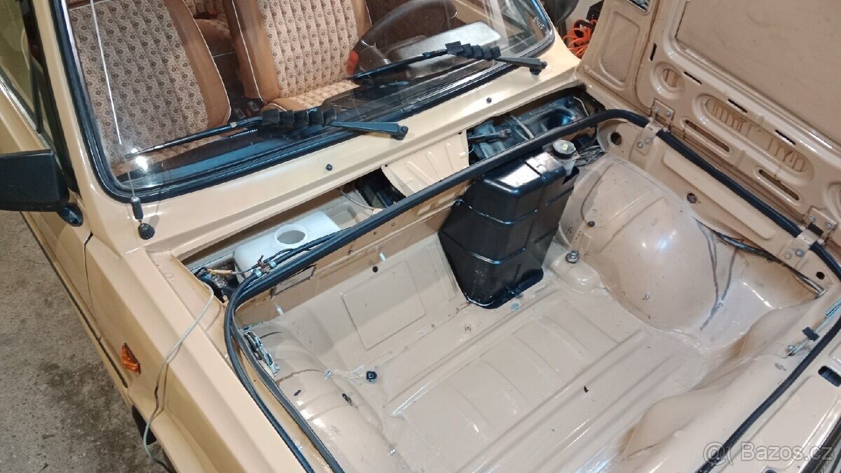 Škoda 120 Sedan / Limuzína 0,0 0