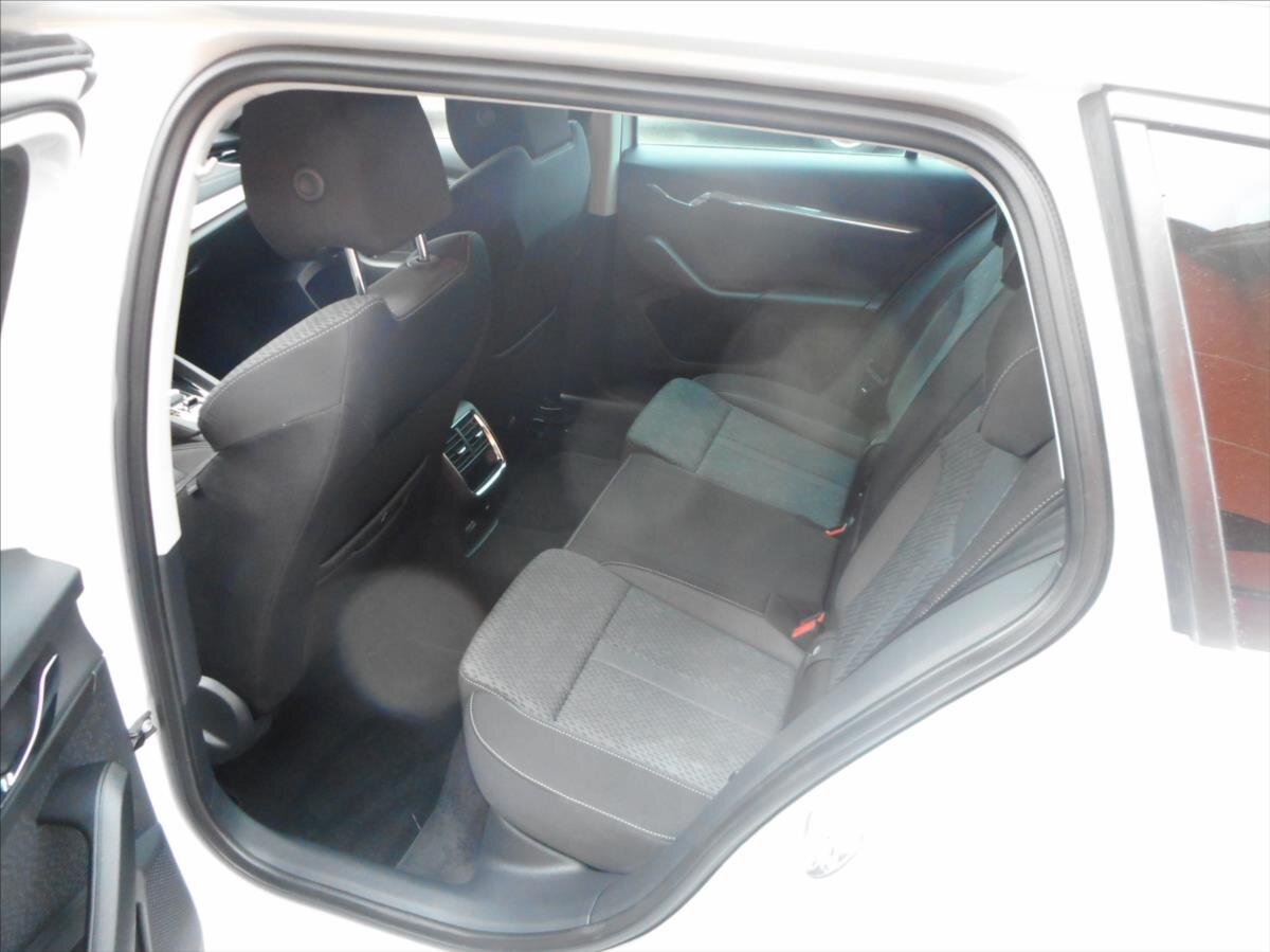 Škoda Octavia Kombi 2,0 l 110 kw