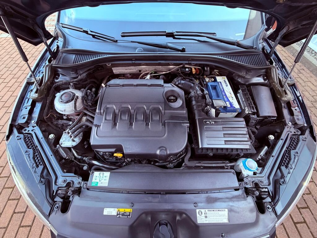 Škoda Superb Sedan / Limuzína 2,0 l 140 kw