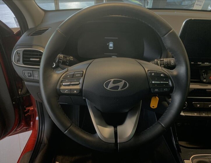 Hyundai i30 27