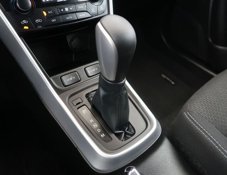 Suzuki SX4 S-Cross 29