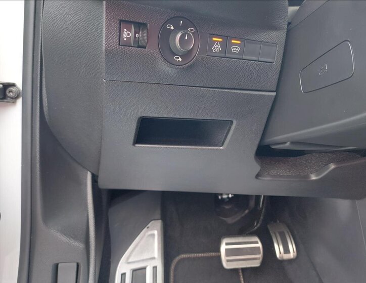 DS Automobiles DS7 Crossback 24