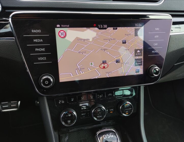 Škoda Superb Kombi 2,0 l 140 kw