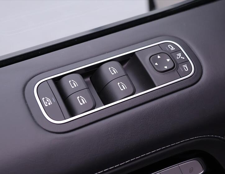 Mercedes-Benz Třídy G 61