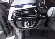 BMW Řada 5 Kombi 3,0 l 195 kw