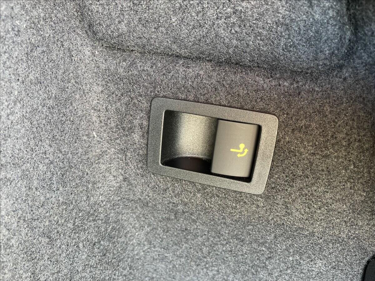 Škoda Karoq SUV / Terénní 2,0 l 110 kw