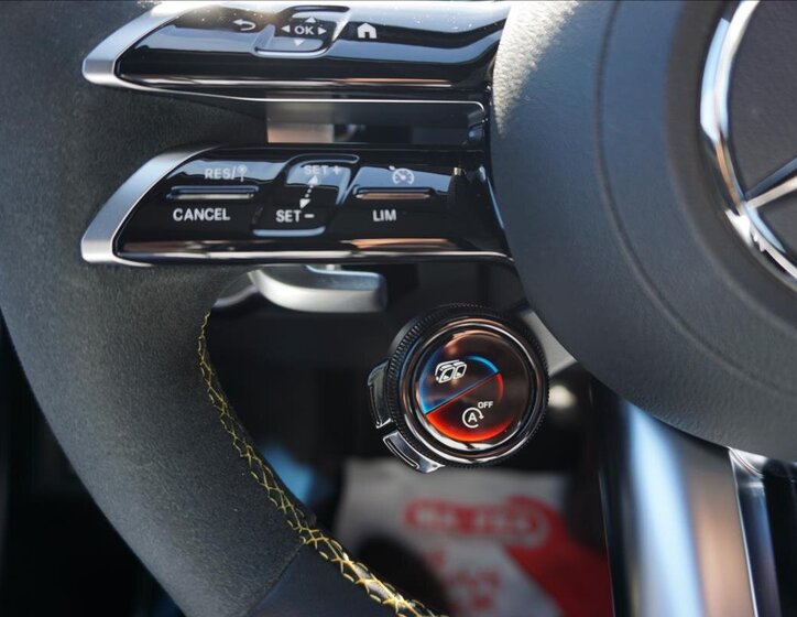 Mercedes-Benz CLA 21