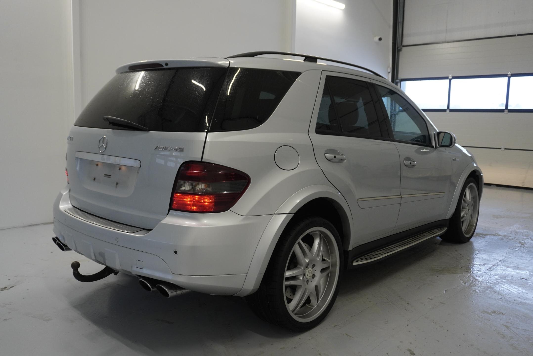 Mercedes-Benz Třídy M SUV 6,2 l 375 kw