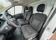 Renault Trafic 13
