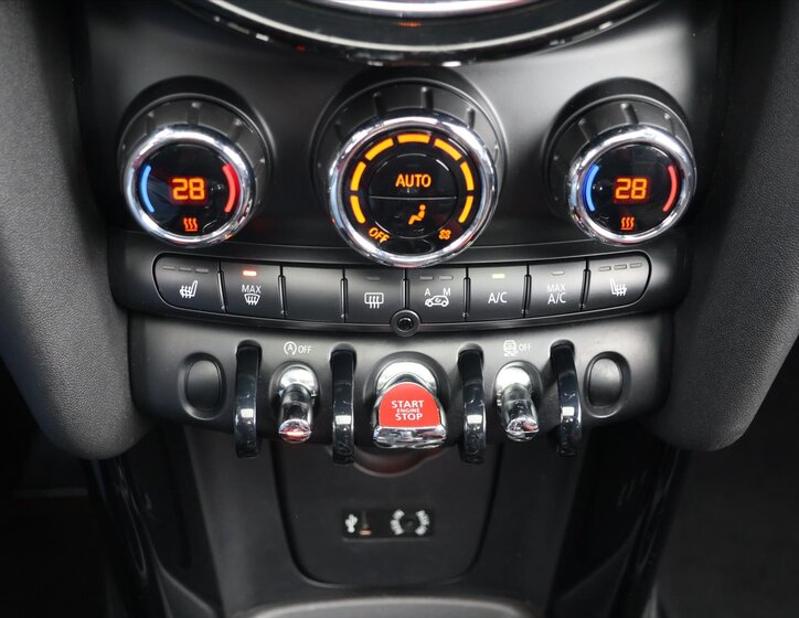 Mini Cooper Hatchback 2,0 l 170 kw