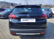 Peugeot 2008 SUV / Terénní 1,2 l 81 kw