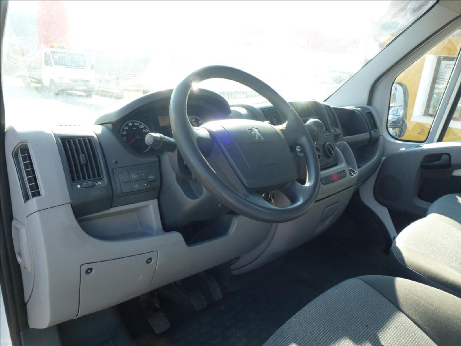 Peugeot Boxer 11