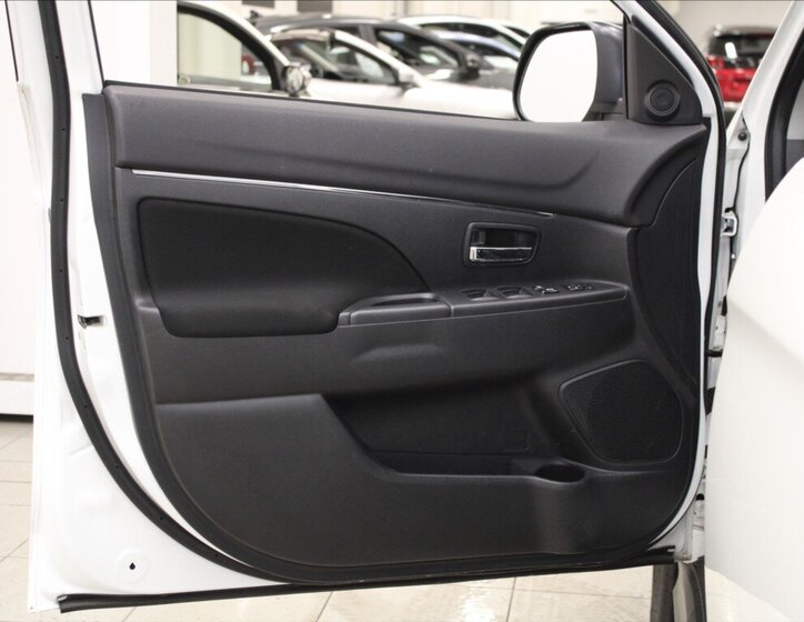 Mitsubishi ASX SUV 1,6 l 86 kw