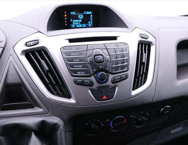 Ford Transit Custom 17