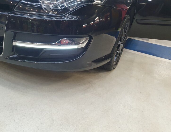 Renault Laguna Kombi 2,0 l 103 kw