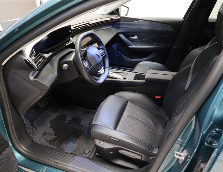 Peugeot 308 Kombi 1,2 l 96 kw