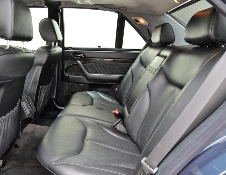 Mercedes-Benz Třídy S Sedan 3,0 l 130 kw