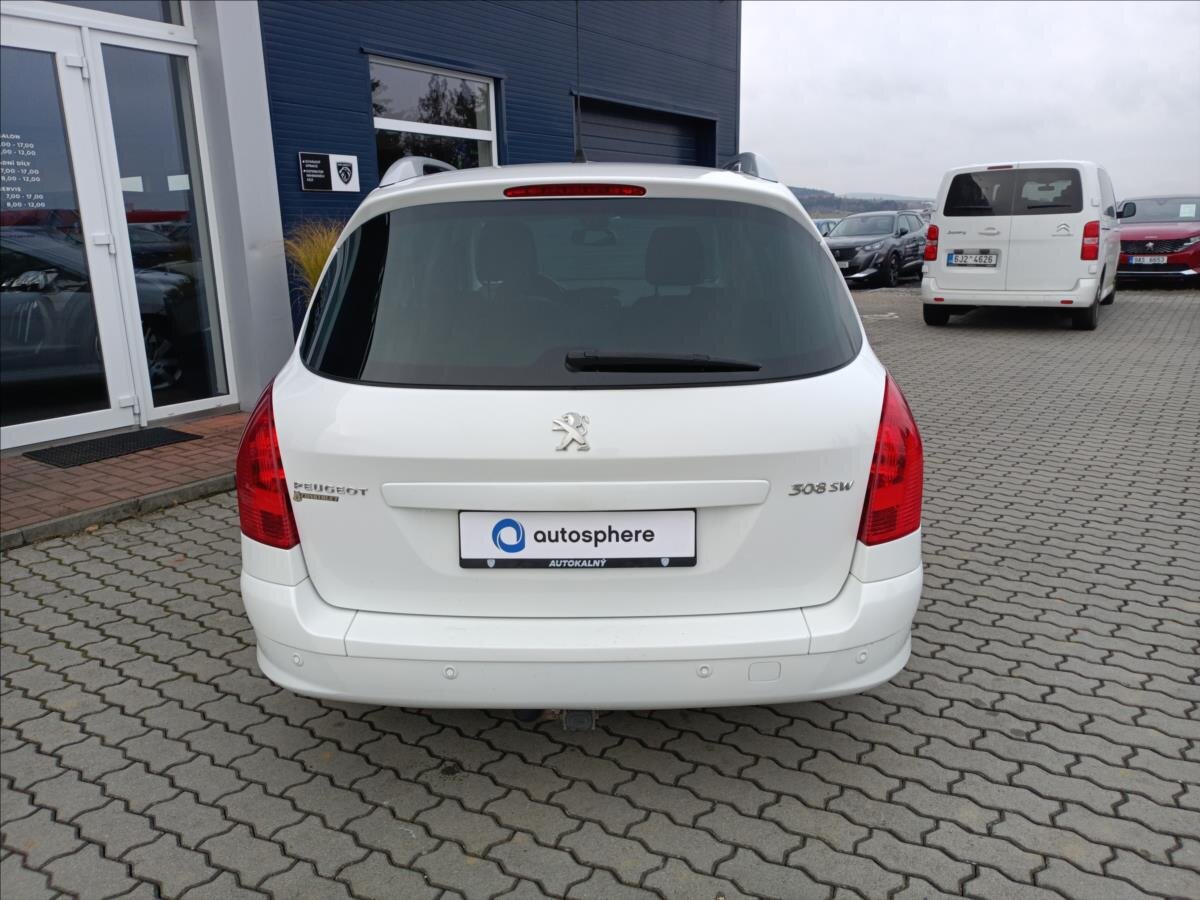 Peugeot 308 Kombi 1,6 l 686 kw