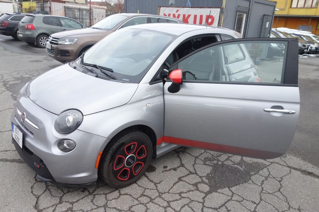 Fiat 500e