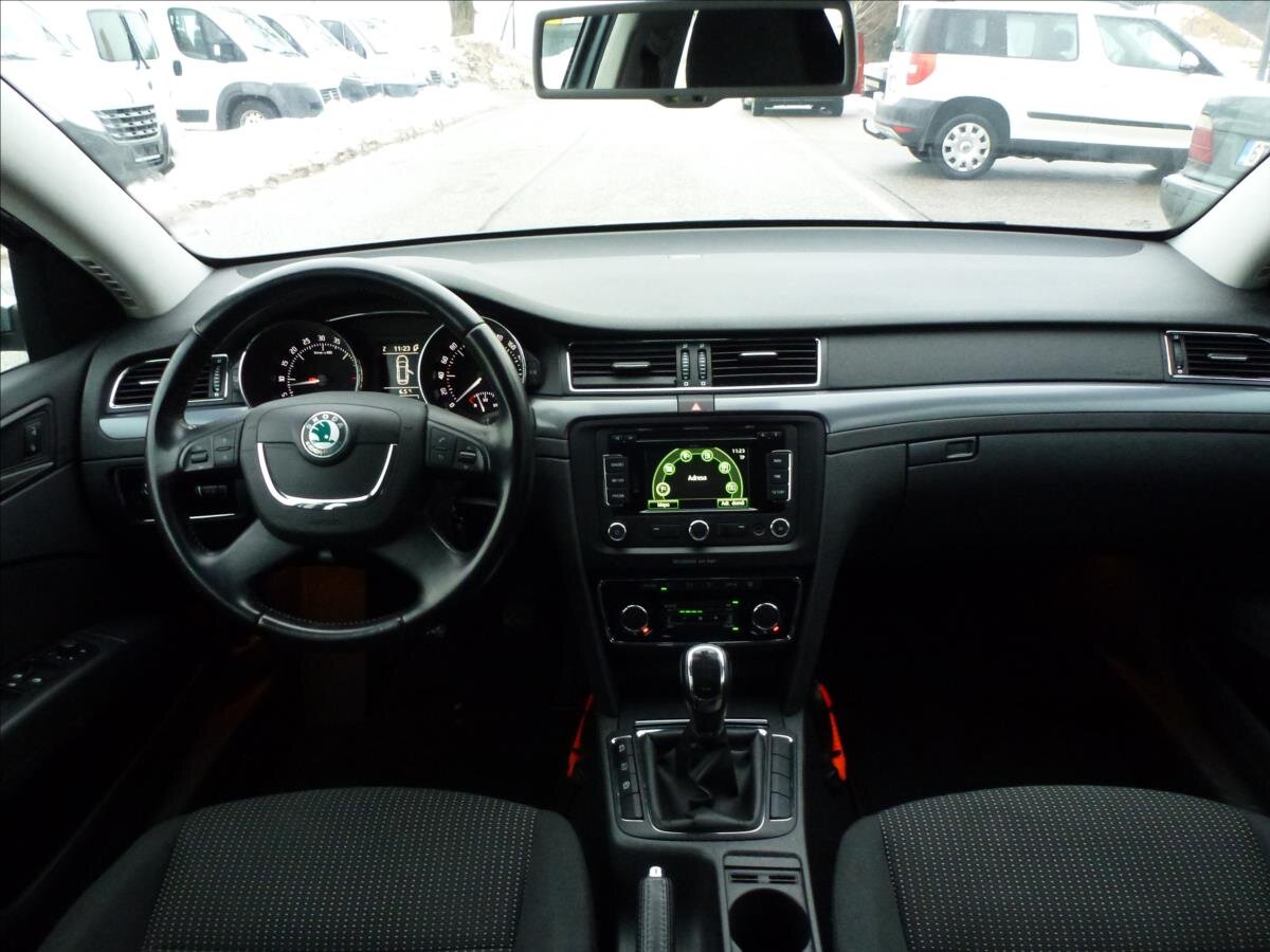 Škoda Superb Kombi 1,6 l 77 kw