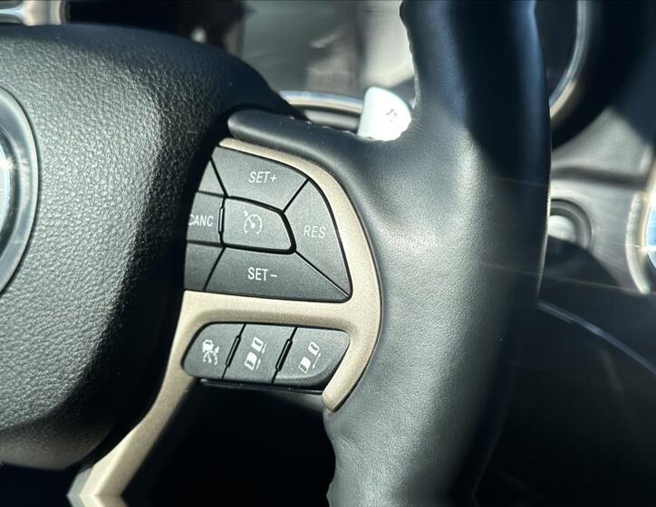 Jeep Grand Cherokee 15