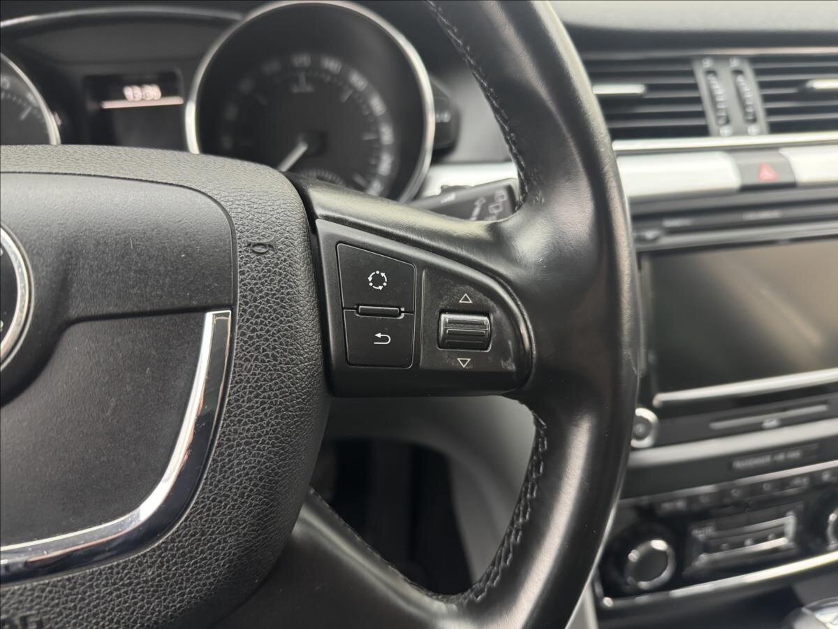 Škoda Superb Kombi 2,0 l 103 kw