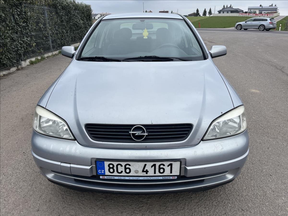 Opel Astra Hatchback 1,7 l 55 kw