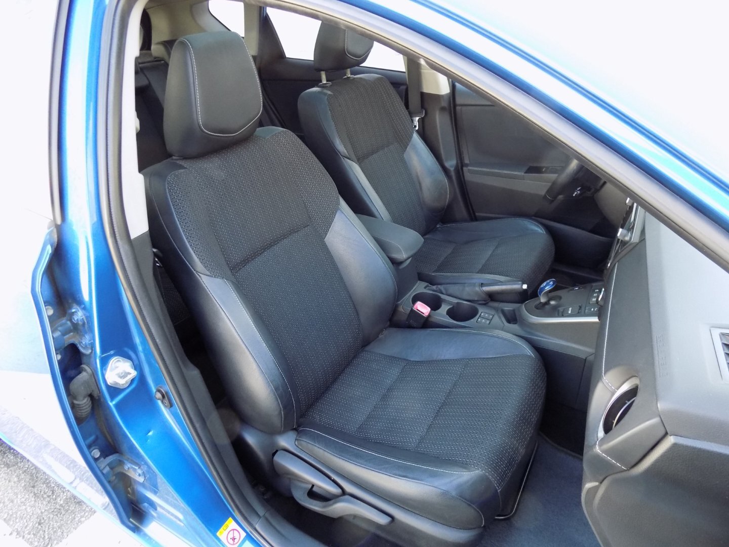 Toyota Auris Hatchback 1,8 l 73 kw