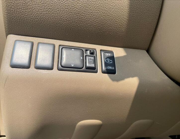 Nissan Pathfinder 16