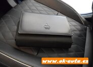 Mitsubishi Outlander SUV 0,0 0