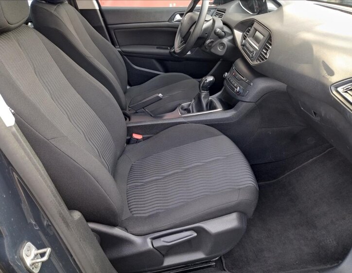 Peugeot 308 Kombi 1,6 l 73 kw