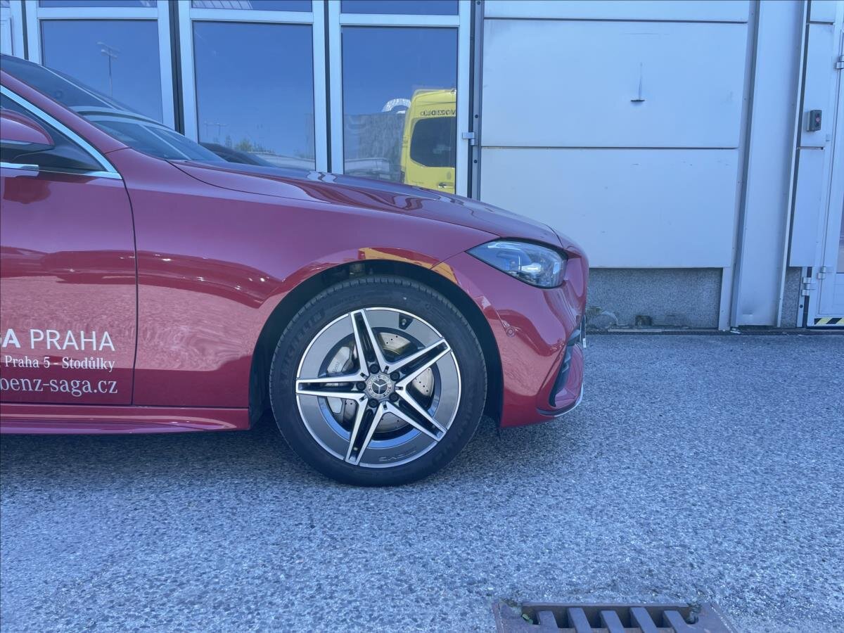 Mercedes-Benz Třídy C Kombi 2,0 l 150 kw