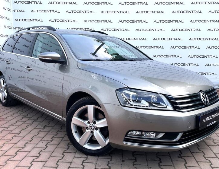 Volkswagen Passat 1