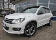Volkswagen Tiguan 1