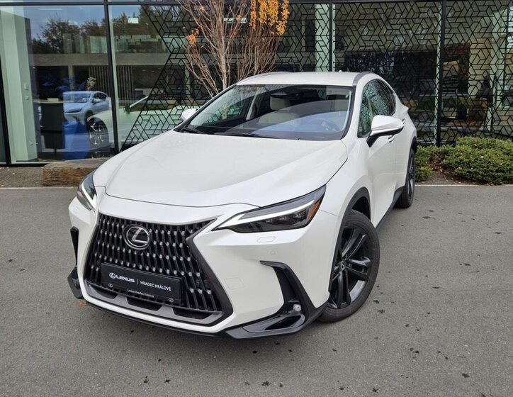 Lexus NX 450h plus SUV / Terénní 2,5 l 227 kw
