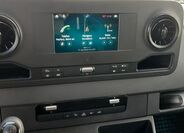 Mercedes-Benz Sprinter 10