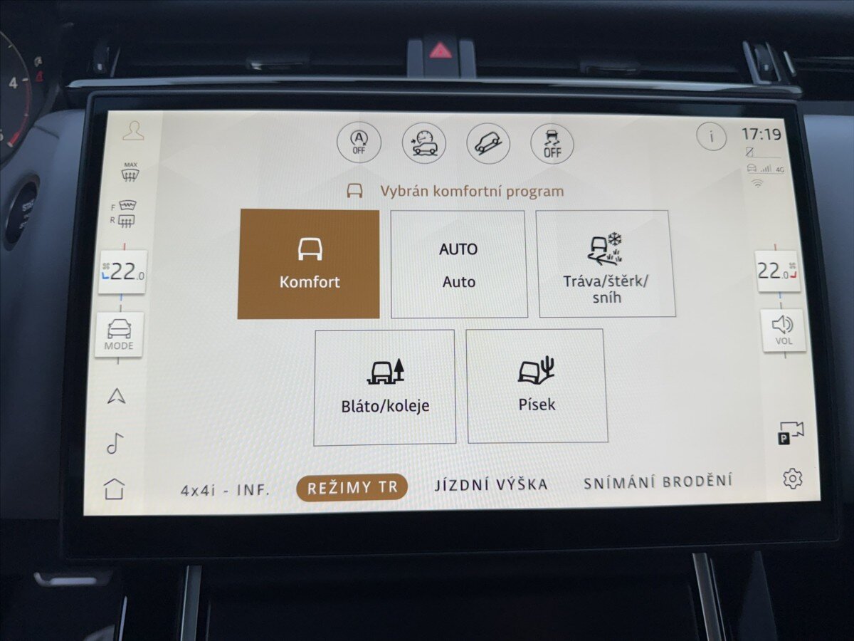 Land Rover Range Rover Velar SUV / Terénní 3,0 l 221 kw