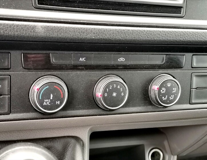 Volkswagen Crafter 10