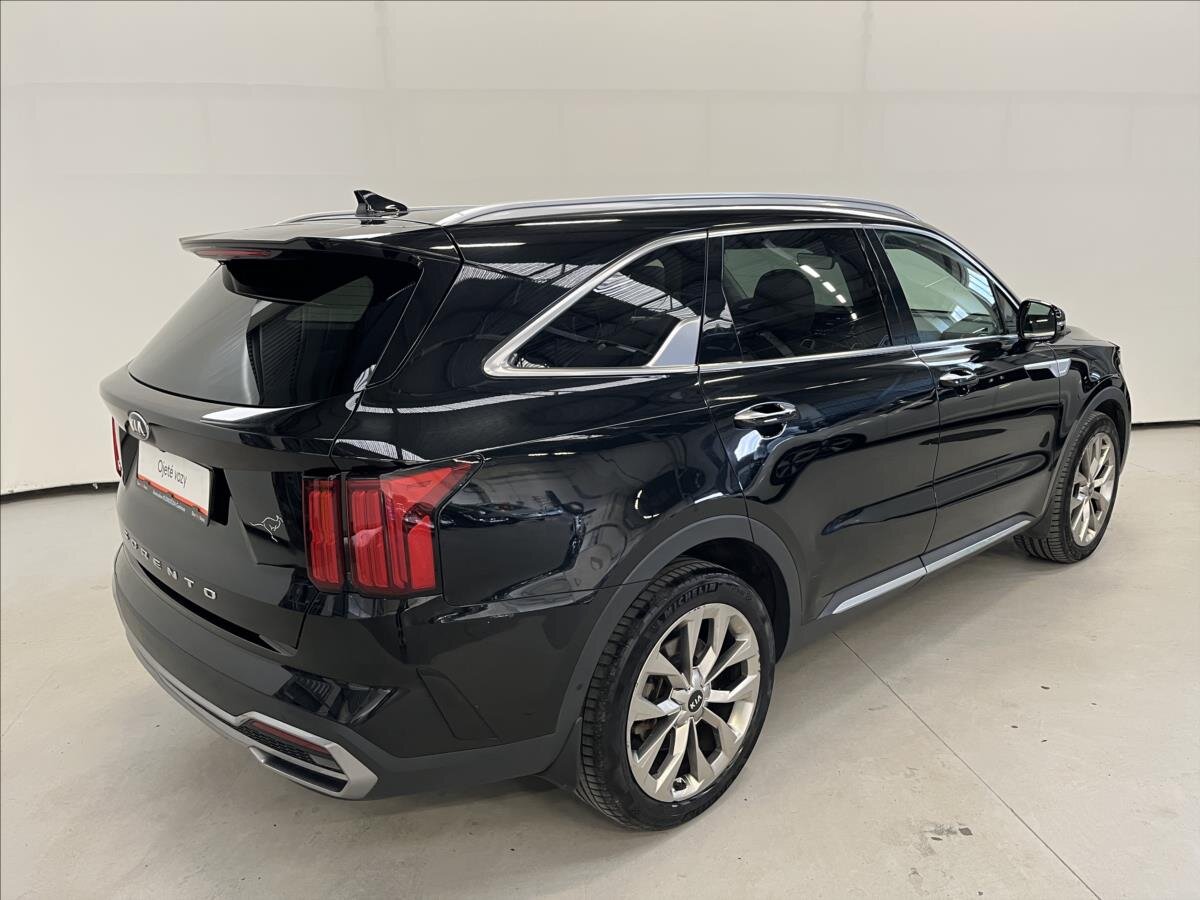 KIA Sorento SUV / Terénní 2,2 l 148 kw