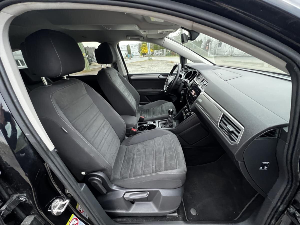 Volkswagen Touran Kombi 1,6 l 85 kw