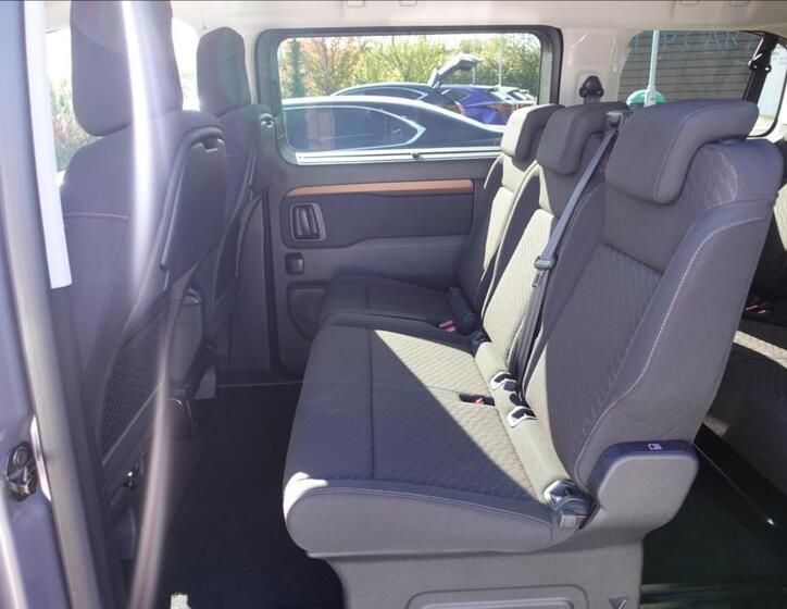 Toyota ProAce Verso 11