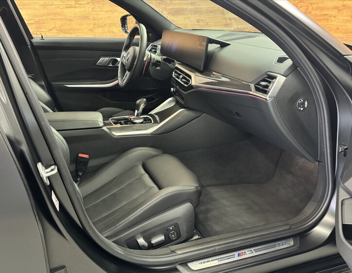 BMW M3 Sedan / Limuzína 3,0 l 375 kw