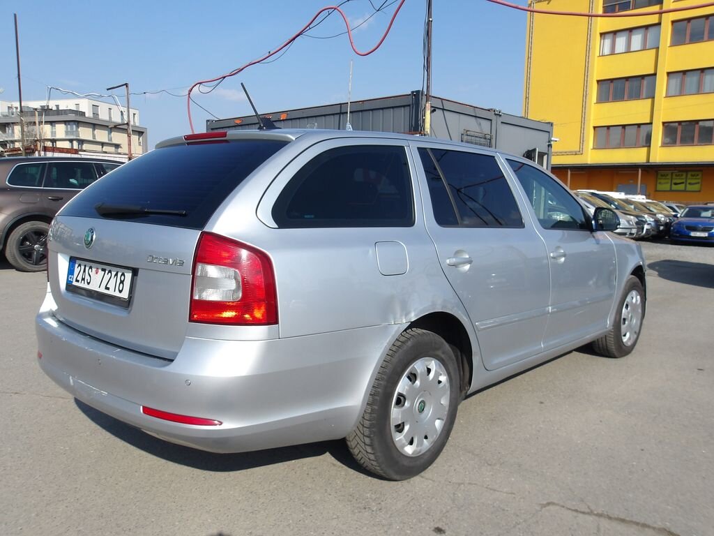 Škoda Octavia Kombi 2,0 l 103 kw