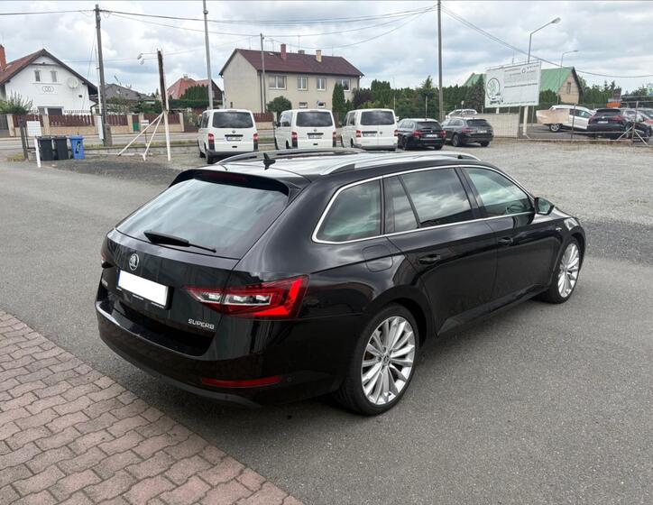 Škoda Superb 4